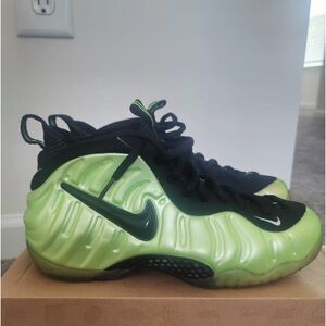 Nike air foamposite one electric green (2011)